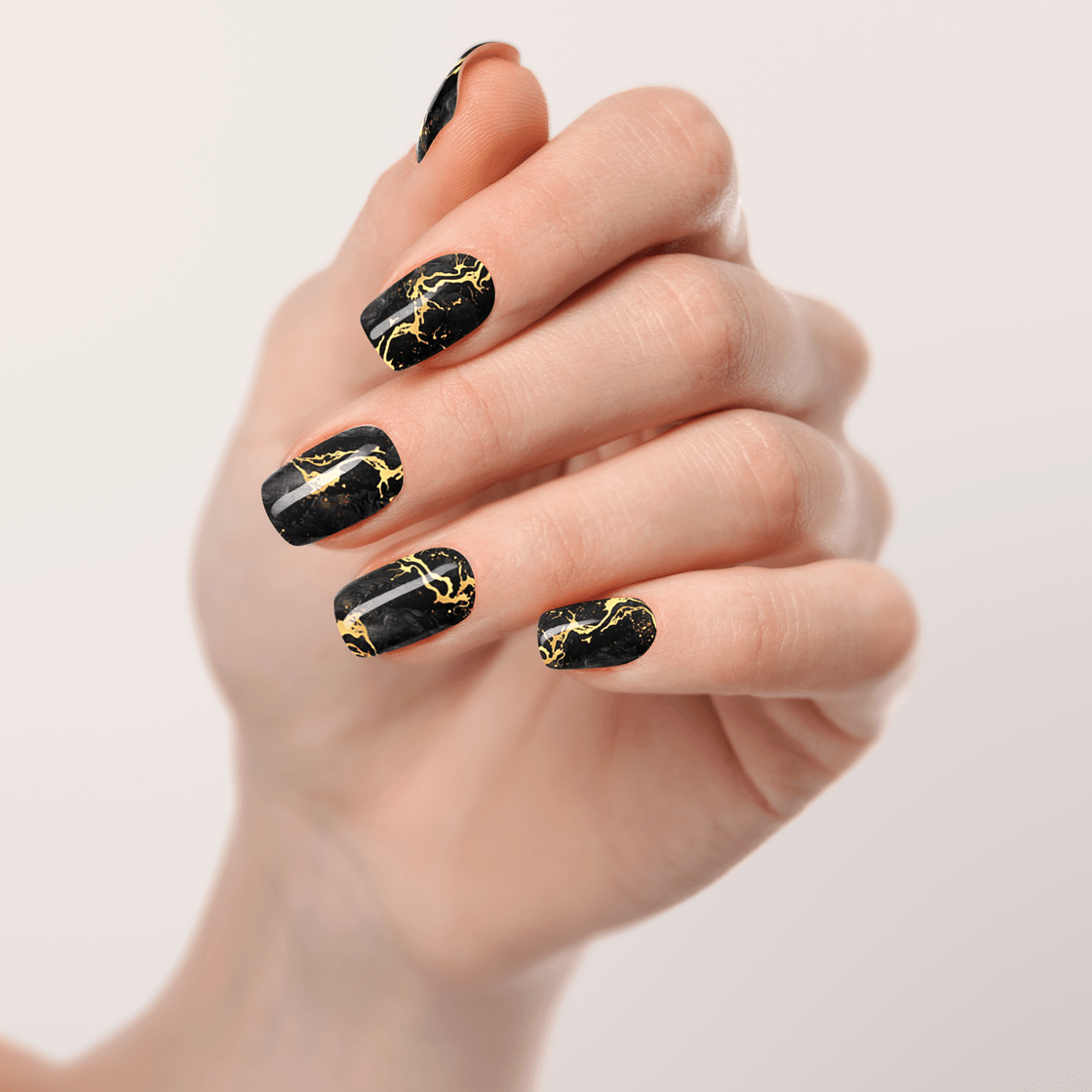 UV Gel: Black Magic Marble